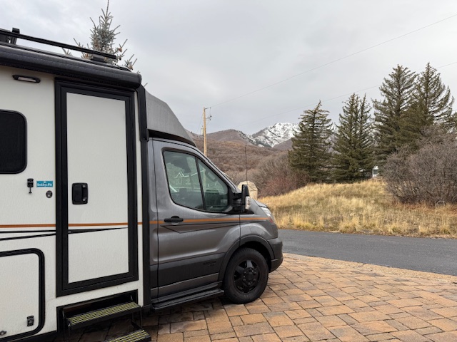 Paws, Claws & Open Roads: Our Cross-Country Camper Van Trip to Utah with our Dog and Cat